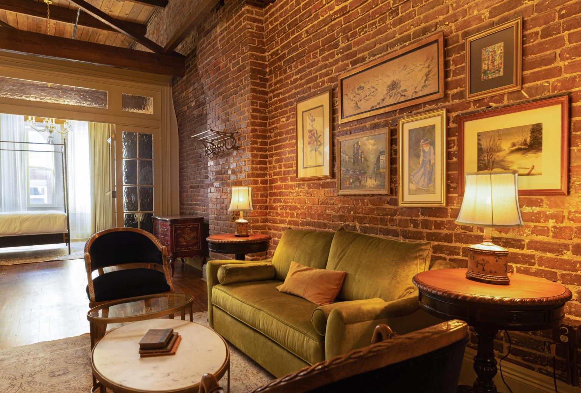 Hotel Cleo, Knoxville Downtown, A Tribute Portfolio Hotel المظهر الخارجي الصورة