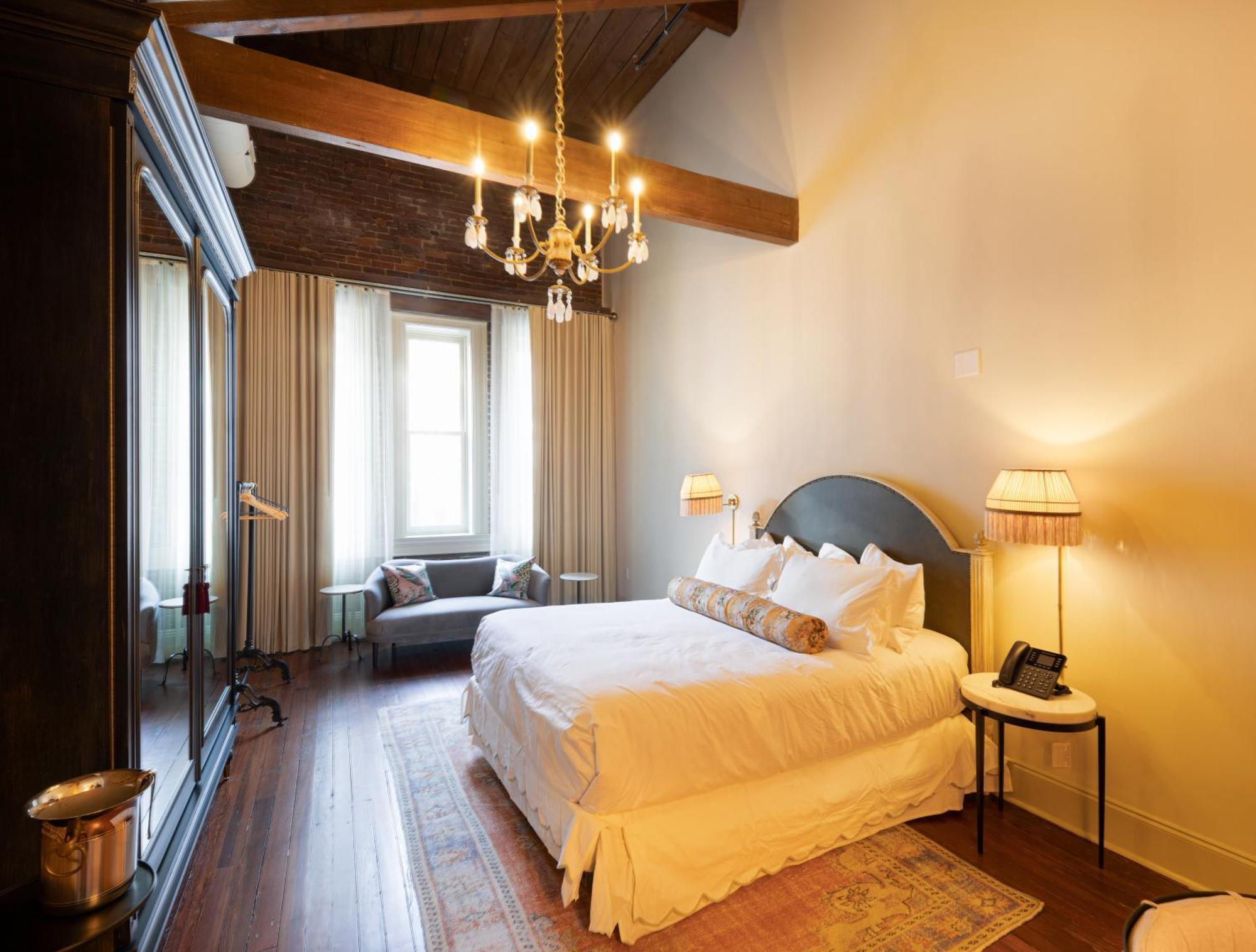 Hotel Cleo, Knoxville Downtown, A Tribute Portfolio Hotel المظهر الخارجي الصورة