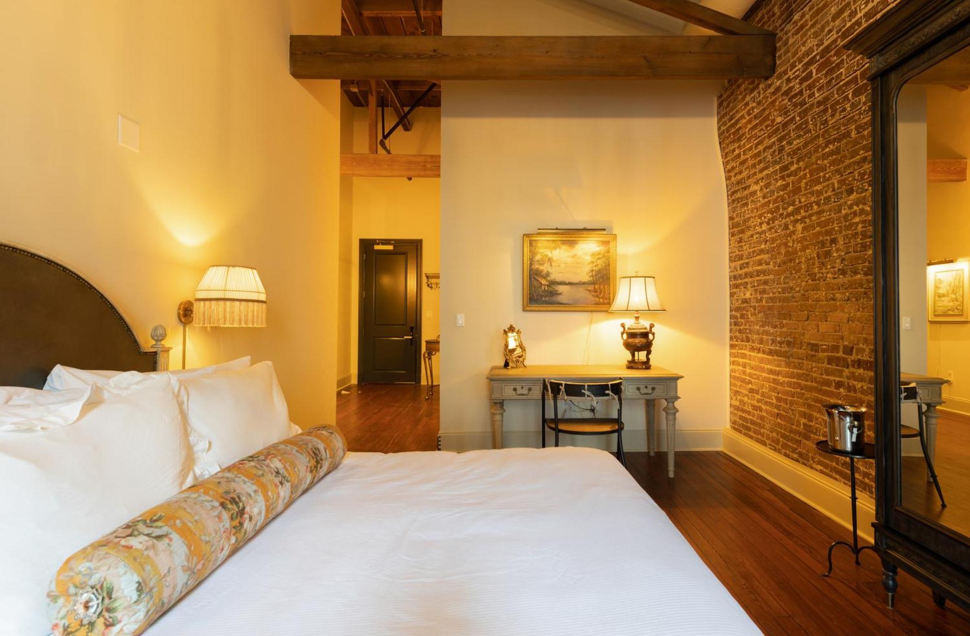 Hotel Cleo, Knoxville Downtown, A Tribute Portfolio Hotel المظهر الخارجي الصورة