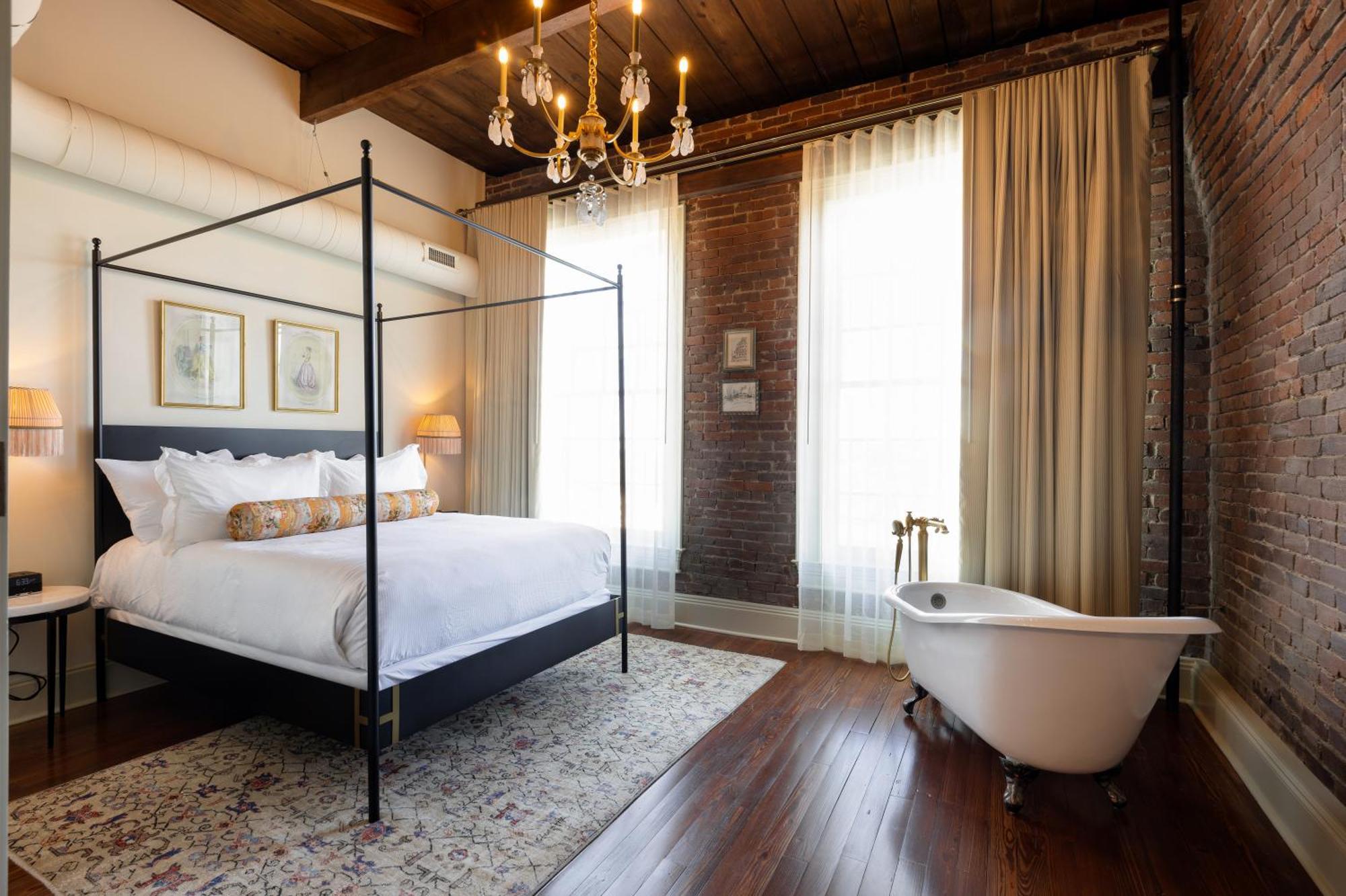 Hotel Cleo, Knoxville Downtown, A Tribute Portfolio Hotel المظهر الخارجي الصورة